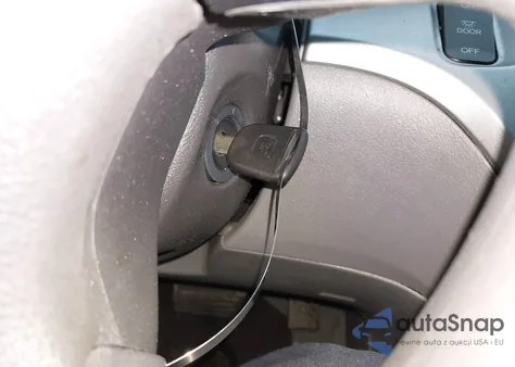 2010 Honda Odyssey Lx z USA, uszkodzony, nr VIN 5FNRL3H26AB005180